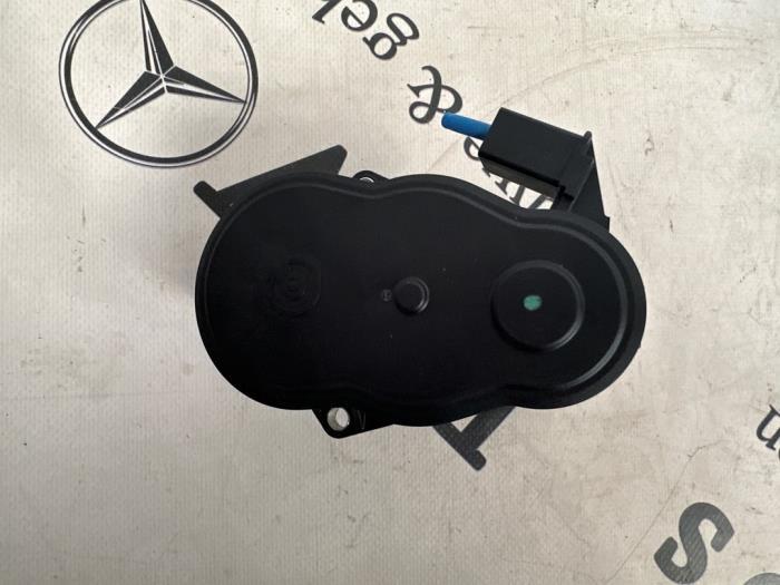 Handrem motor van een Mercedes Sprinter, Auto-onderdelen, Remmen en Aandrijving, Mercedes-Benz, Nieuw, 3 maanden garantie, Ophalen of Verzenden