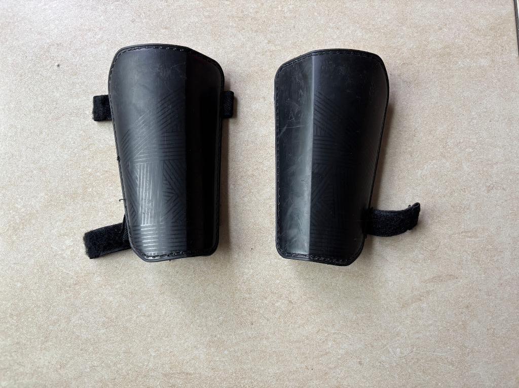 Scheenbeschermers voor voetbal voor kinderen, Ophalen, Gebruikt, Overige typen