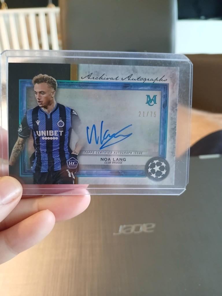 Gesigneerde Topps Kaarten Noa Lang Club Brugge, Enlèvement ou Envoi, Comme neuf, Cartes de joueur