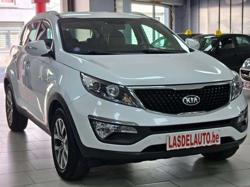 Kia Sportage 1.6i 2WD World Edition Cuir Chauffants Gps Blue, Auto's, Kia, 158 g/km, Gebruikt, 4 cilinders, Wit