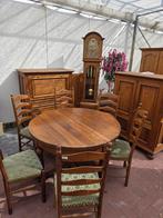 Eikenhouten eetkamerset – tafel + 6 stoelen + 2  kasten, Antiek en Kunst, Ophalen