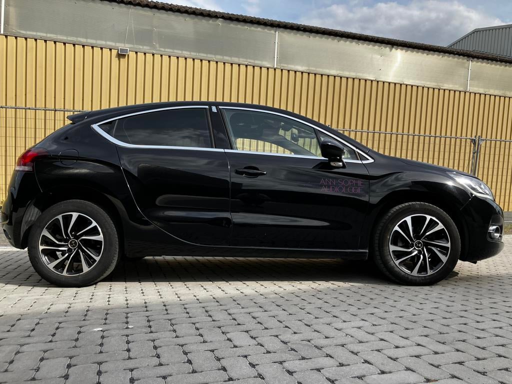 DS4 ('16) 1.6 HDi 112.000km - gekeurd voor verkoop!, Auto's, Voorwielaandrijving, Stof, Zwart, 5 deurs