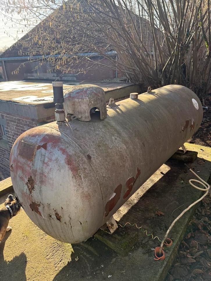 Ancienne citerne gaz vide à donner, Bricolage & Construction, Métaux, Enlèvement