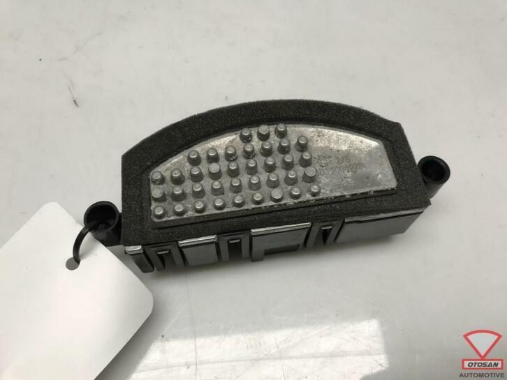 cadre carrel mercedes classe b w246 a2469064100 133, Mercedes-Benz AG, Mercedes-Benz, Utilisé, Mercedesstrasse 120
70372  Stuttgart, DE