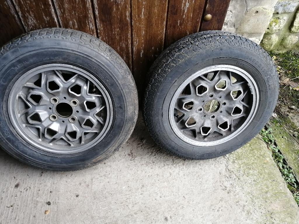 Roues Simca, Autos : Pièces & Accessoires, Autres pièces automobiles, Pièces Oldtimer ou Ancêtre, Utilisé, Enlèvement ou Envoi
