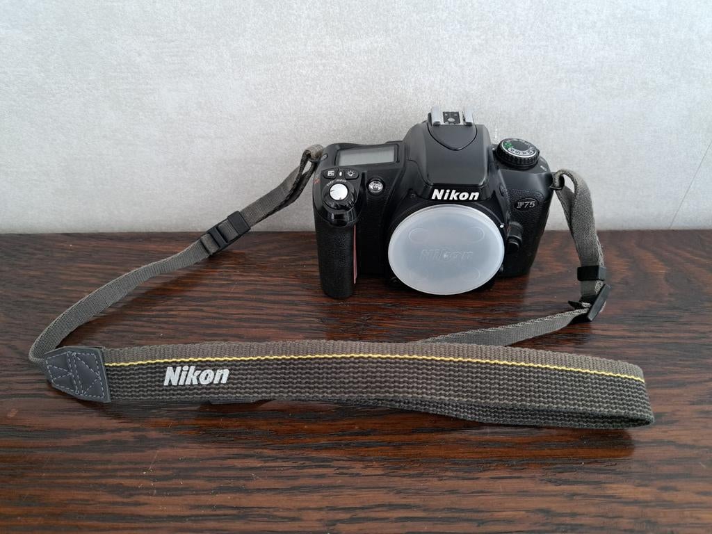 Nikon + Lens + Flits. Analoge fotografie, Ophalen of Verzenden, Nikon