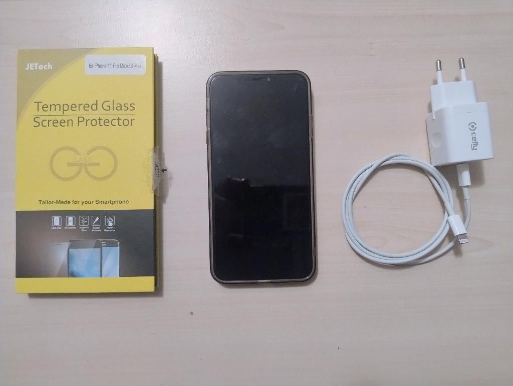 iPhone XS Max 256 Go noir — Très bon état + accessoires, Télécoms, Téléphonie mobile | Apple iPhone, 256 GB, 80 %, Enlèvement ou Envoi