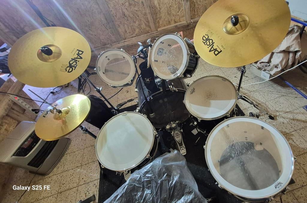 Nieuw drumstel merk yamaha zwart met glitters, Enlèvement, Yamaha