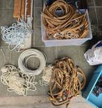 allerlei touwen, Enlèvement