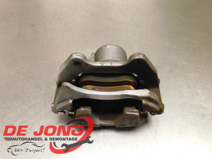 Etrier de frein (pince) avant gauche d'un Fiat 500e, Autos : Pièces & Accessoires, -, 3 mois de garantie, Utilisé, Fiat
