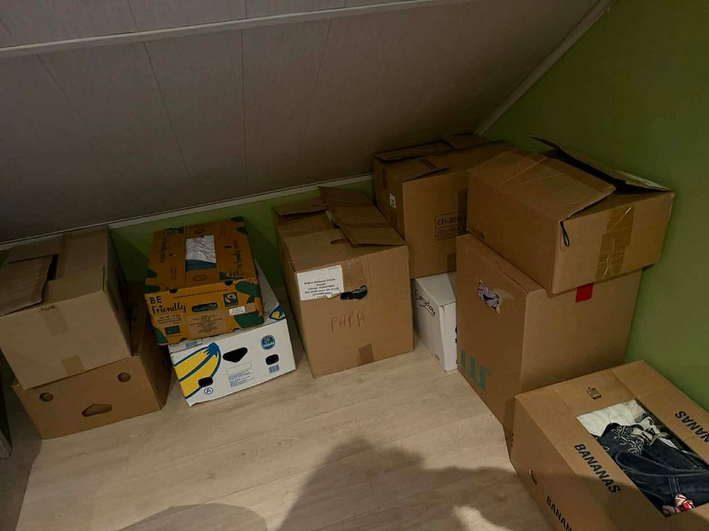 Lots de vêtements toutes tailles à vendre, Doe-het-zelf en Bouw, Kratten en Dozen, Ophalen, Gebruikt, Bak of Kist