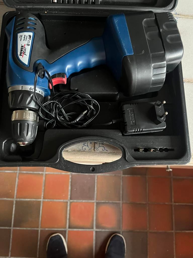 Powerplus Accuboormachine, Doe-het-zelf en Bouw, Ophalen of Verzenden, Gebruikt, Boor- en Schroefmachine, Variabele snelheid