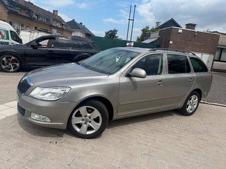 Skoda Octavia Octavia SW 1.4 TSI Elegance DSG Automaat, Auto's, Skoda, Bedrijf, Te koop, Octavia, ABS, Airbags, Airconditioning