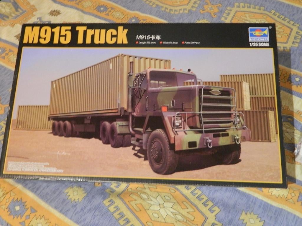 1/35 Trumpter M915 truck + flatbed trailer, Hobby en Vrije tijd, Modelbouw | Auto's en Voertuigen, Zo goed als nieuw, Truck, Groter dan 1:32