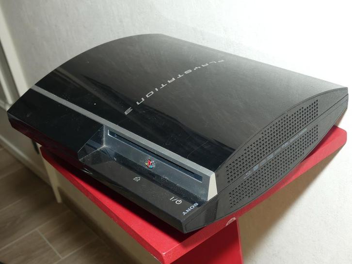 Playstation 3 (Fat one), Games en Spelcomputers, Spelcomputers | Sony PlayStation 3, Gebruikt, Phat, 40 GB, Zonder controller