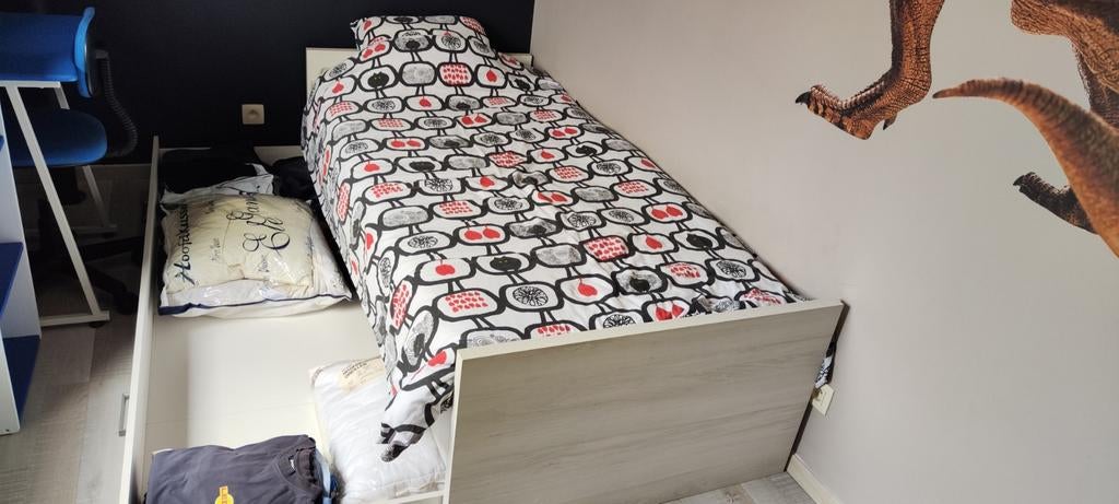 Chambre junoir, Enlèvement, Une personne