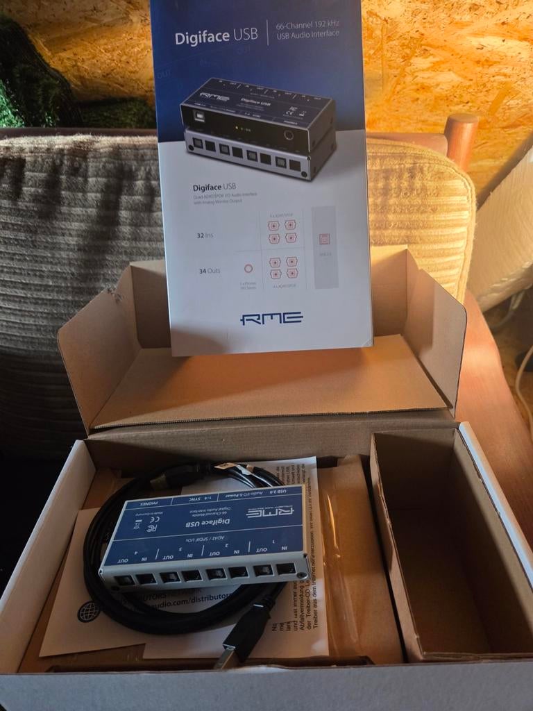 Carte RME DIGITAL adat, Enlèvement