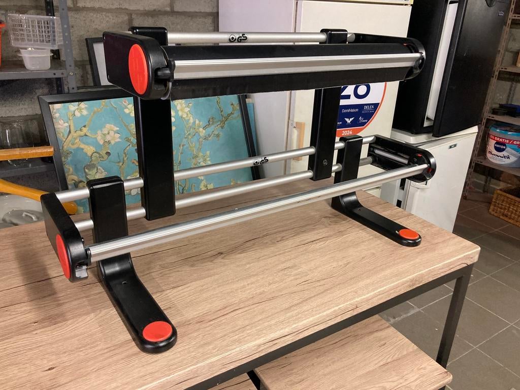 Inpakpapierhouder dubbel, Ophalen