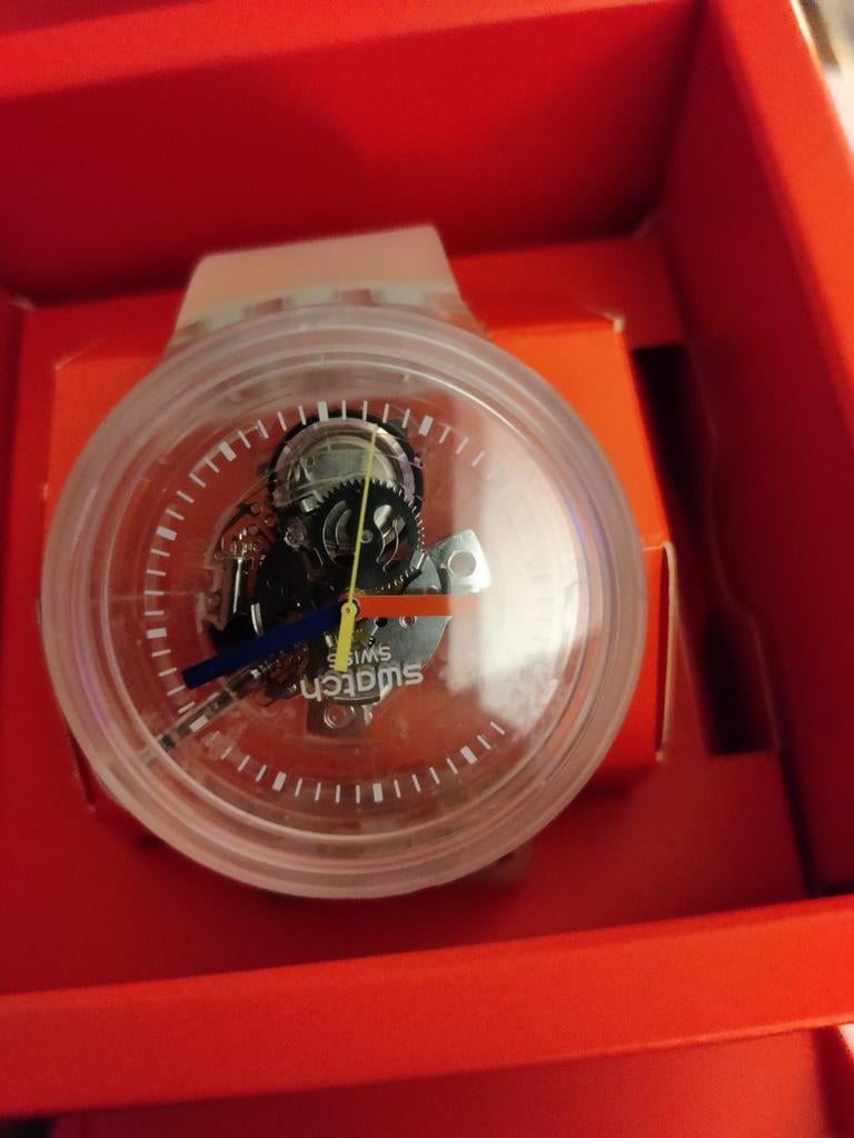 Horloge Swatch big bold jelly, Bijoux, Sacs & Beauté, Montres | Hommes, Enlèvement ou Envoi, Swatch