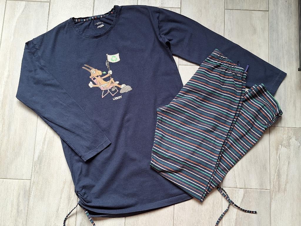 ✿ M152 - Woody pyjama thema reebok, Nacht- of Onderkleding, Gebruikt, Meisje, Ophalen of Verzenden