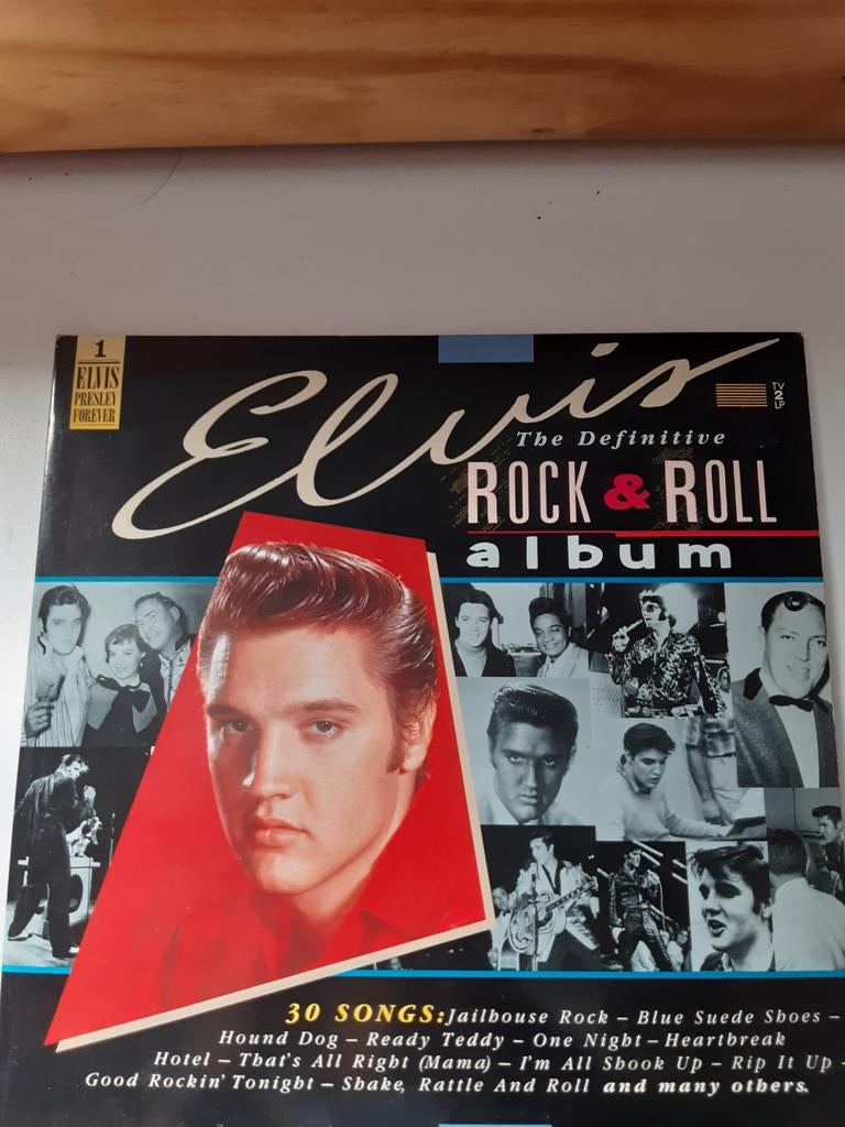 2  LP's  ELVIS The Definitive ROCK & ROLL  album ,30 SONGS, Ophalen of Verzenden