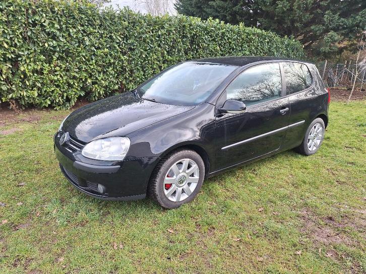 volkswagen golf 5 1.4 essence, Autos, Volkswagen, Particulier, Golf, ABS, Airbags, Air conditionné, Bluetooth, Ordinateur de bord