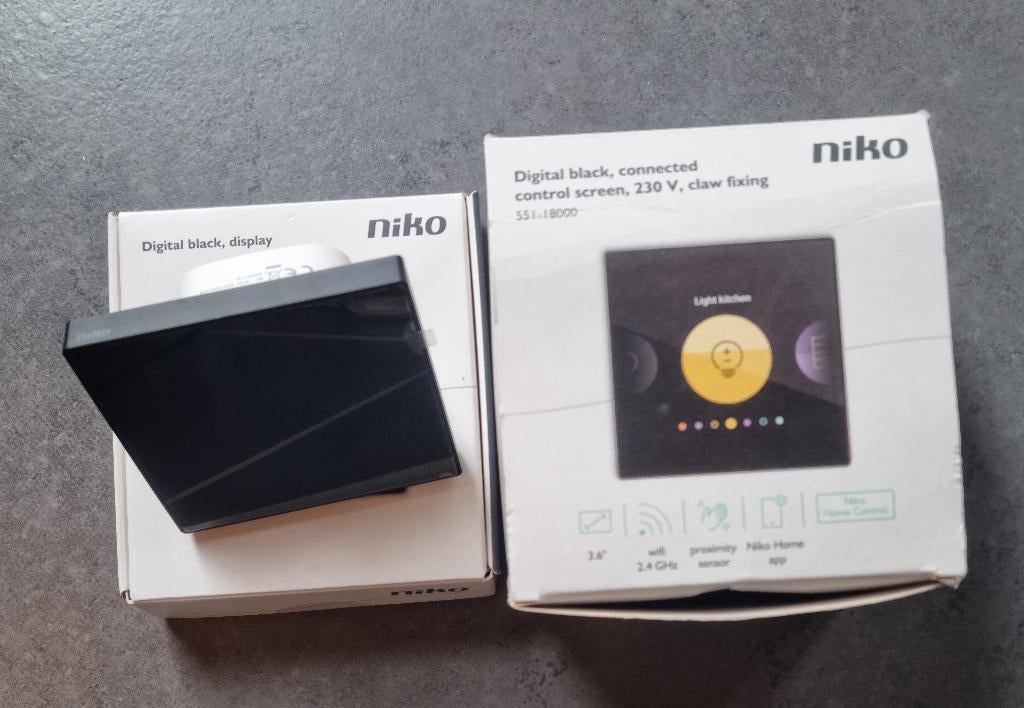 Niko HomeControl – Écran de commande – 230 V (551‑18000), Bricolage & Construction, Électricité & Câbles, Enlèvement, Neuf, Interrupteur