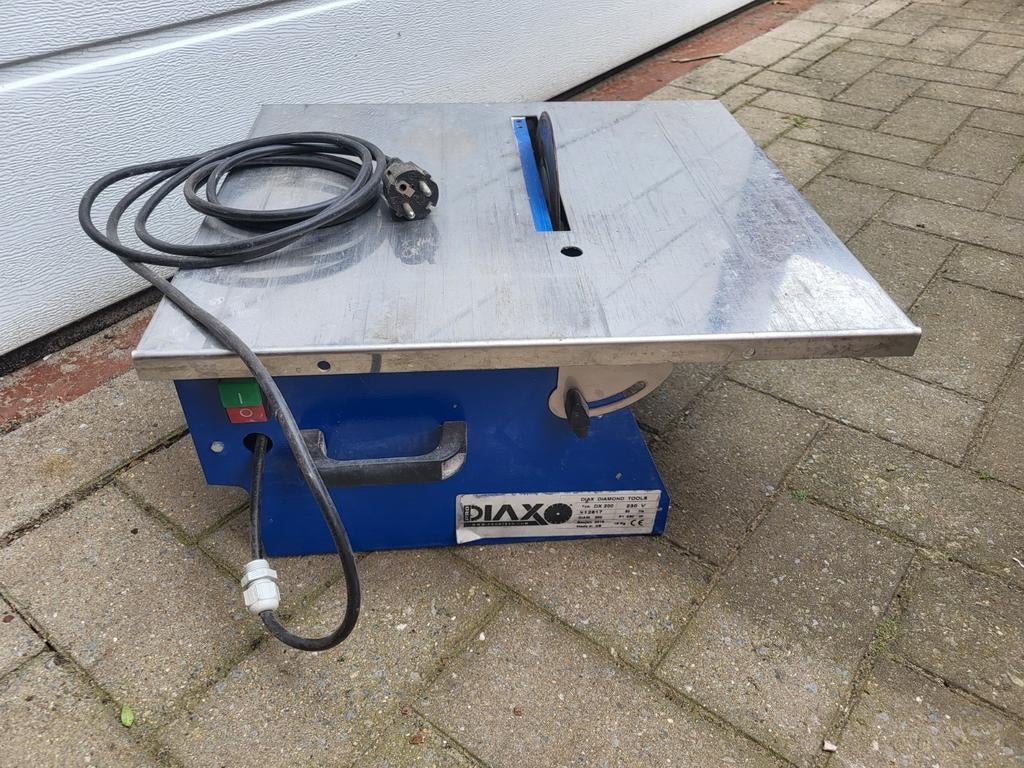 Elektrische tegelzaag Diax DX200, Ophalen