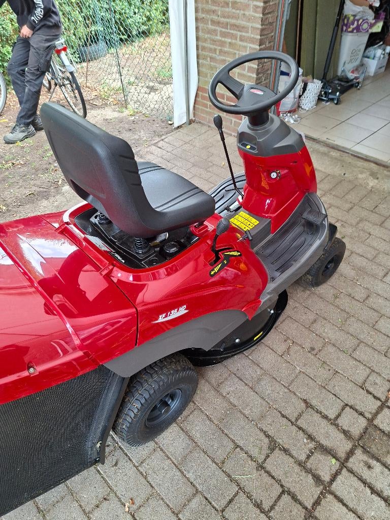 Castlegarden XF 1 35 HD, Jardin & Terrasse, Tondeuses autoportées, Vitesses, Enlèvement, Utilisé, 90 à 120 cm