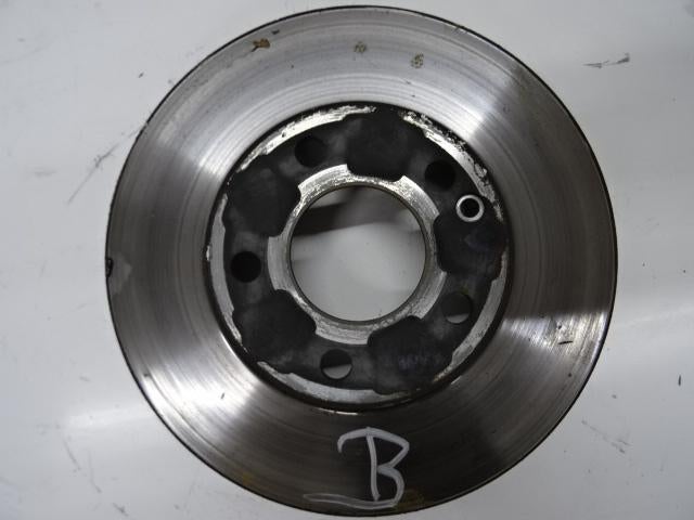 REMSCHIJF VOOR Mercedes-Benz A (W176) (01-2012/05-2018), Gebruikt, Mercedes-Benz, Mevr. I. Hauben, Rue de l'Espoir 34 34
4030  GRIVEGNÉE, BE