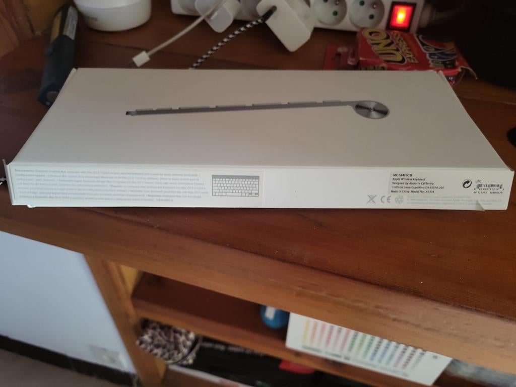 Clavier Apple Magic Keyboard AZERTY – Comme neuf avec boîte