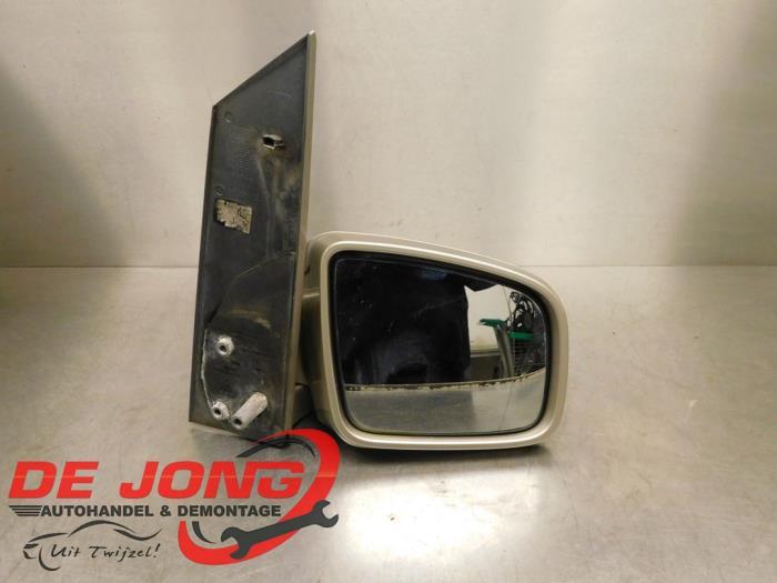 Buitenspiegel rechts van een Mercedes Vito, Auto-onderdelen, Spiegels, Gebruikt, -, Ophalen of Verzenden, -