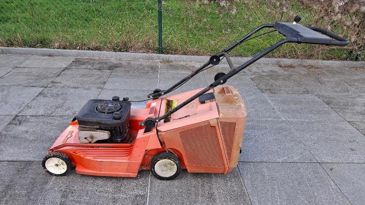 Wolf benzine 52cm grasmaaier moet worden gerepareerd, Tuin en Terras, Grasmaaiers, Gebruikt, Benzine-grasmaaier, 50 cm of meer