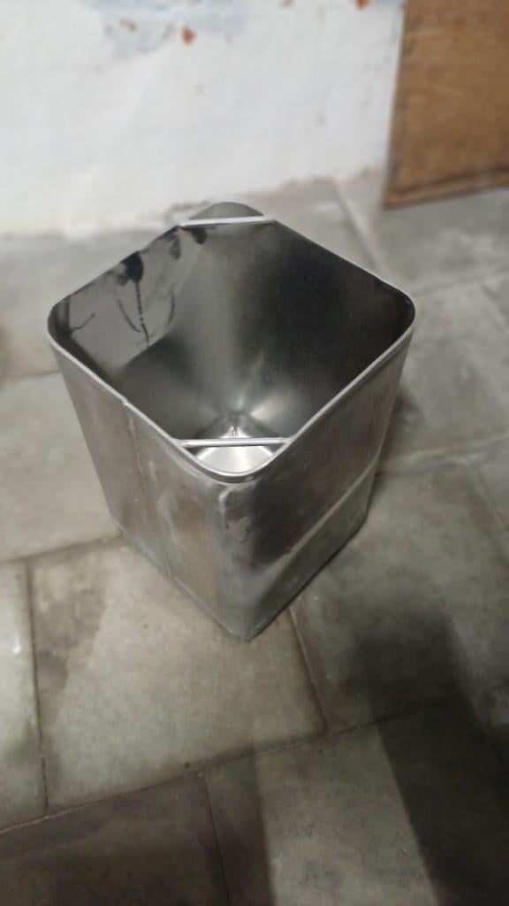 Inbox ijsbakken, Ophalen