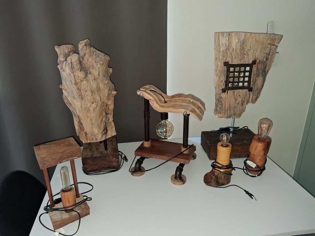 Authentieke lampen, Ophalen, Hout