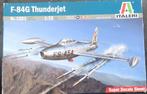 F84G Thunderjet Italeri 1/72 Neuf sous cello, 1:72 tot 1:144, Italeri, Verzenden, Nieuw