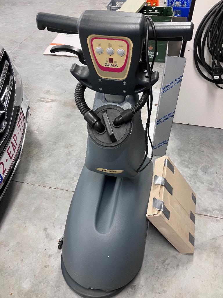 schrobmachine, Ophalen, Gebruikt