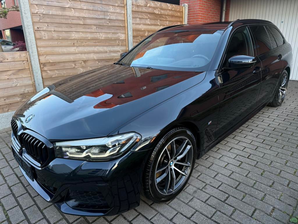 BMW 518D Mild-Hybrid M-Pack, Autos, Cuir, Euro 6, Entretenue par le concessionnaire, Hybride Électrique/Diesel