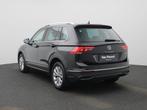 Volkswagen Tiguan 1.5 TSI eHybrid 110kW DSG Life, Auto's, Stof, Zwart, 4 cilinders, 150 min