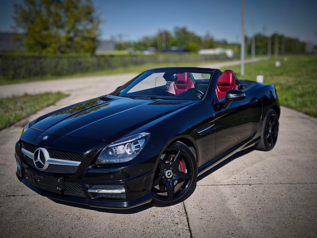 Mercedes-benz SLK200 full AMG black pack, Autos, Mercedes-Benz, Cuir, Euro 5, Achat, 135 kW