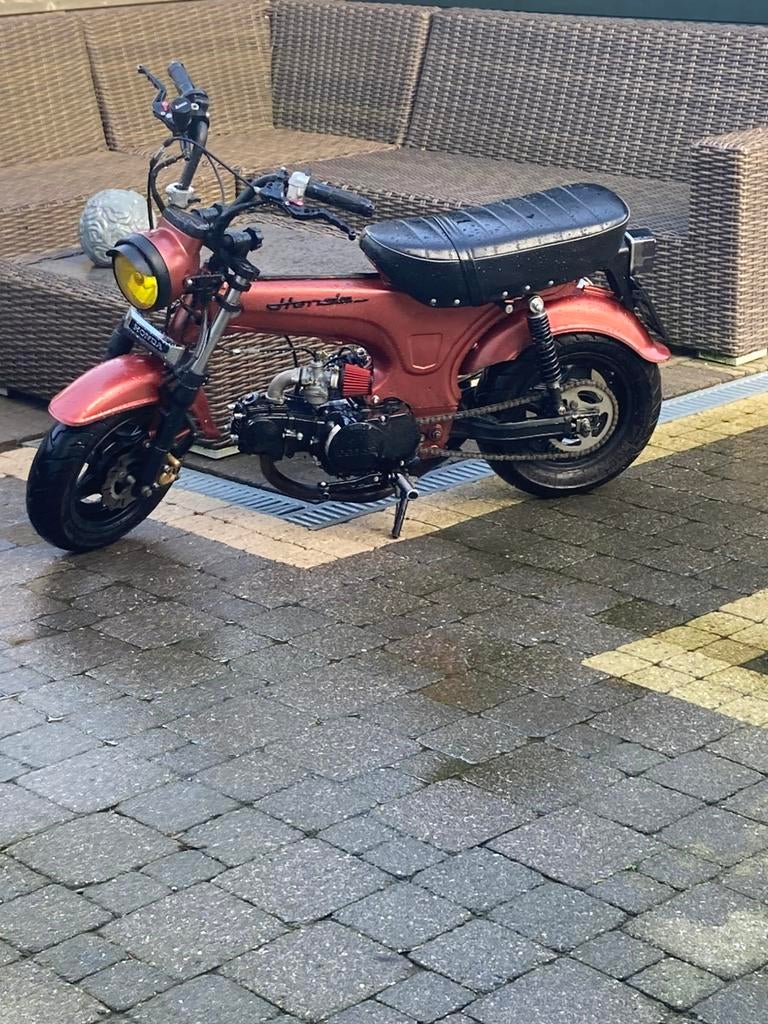 Dax 50cc, Fietsen en Brommers, Ophalen, Zo goed als nieuw