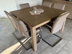 Vierkante eiken eetkamer tafel + 6 lederen stoelen, Huis en Inrichting, Ophalen, Zo goed als nieuw, 4 tot 6 stoelen