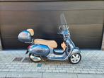 Vespa 125 GTS 2021  1.300km!!, Vélos & Vélomoteurs, Scooters | Vespa, Autres modèles, 125 cm³, Comme neuf, Classe B (45 km/h)