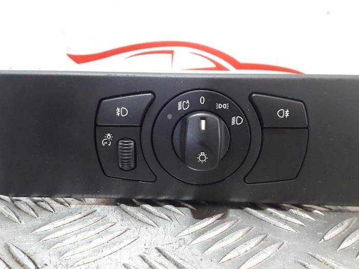 Licht Schakelaar van een BMW 5-Serie, Auto-onderdelen, Dashboard en Schakelaars, BMW, Gebruikt, 3 maanden garantie, Ophalen of Verzenden