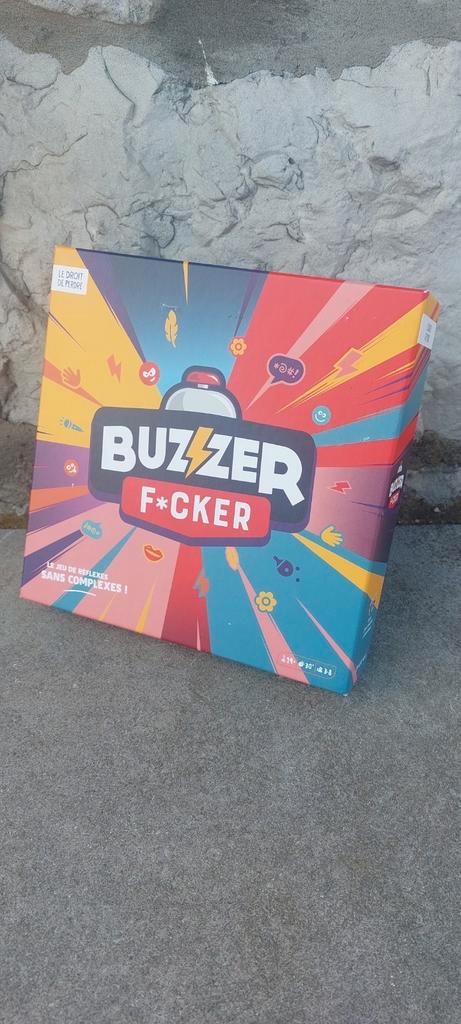 Buzzer f*cker, Hobby & Loisirs créatifs, Jeux de société | Jeux de cartes, Comme neuf, Cinq joueurs ou plus, Enlèvement ou Envoi