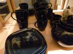 Service à café/thé + assiettes dessert - Bleu foncé, Enlèvement ou Envoi, Comme neuf, Poterie