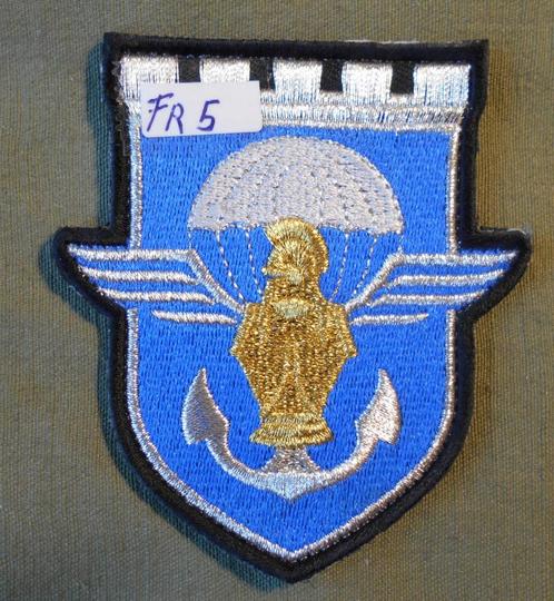 FRANCE  / PARA / 17em RGP., Verzamelen, Militaria | Algemeen, Landmacht, Embleem of Badge, Verzenden