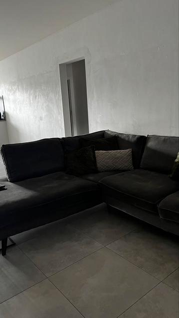 Zetel 1 jaar gebruikt beschikbaar voor biedingen