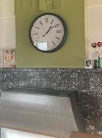 Mooie hangklok, Huis en Inrichting, Woonaccessoires | Klokken, Ophalen, Zo goed als nieuw