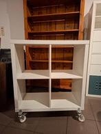IKEA Kallax 2x2, Huis en Inrichting, Ophalen, Met plank(en), Gebruikt, Minder dan 150 cm